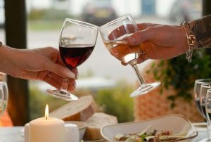 phoebe-lynch-H4XpA8JSYuQ-unsplash